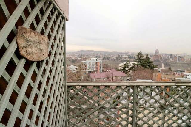 Отель Artists Residence in Tbilisi Тбилиси-17